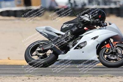 media/Apr-19-2025-CVMA (Sat) [[586b59ad56]]/Race 10-Amateur Supersport Middleweight/